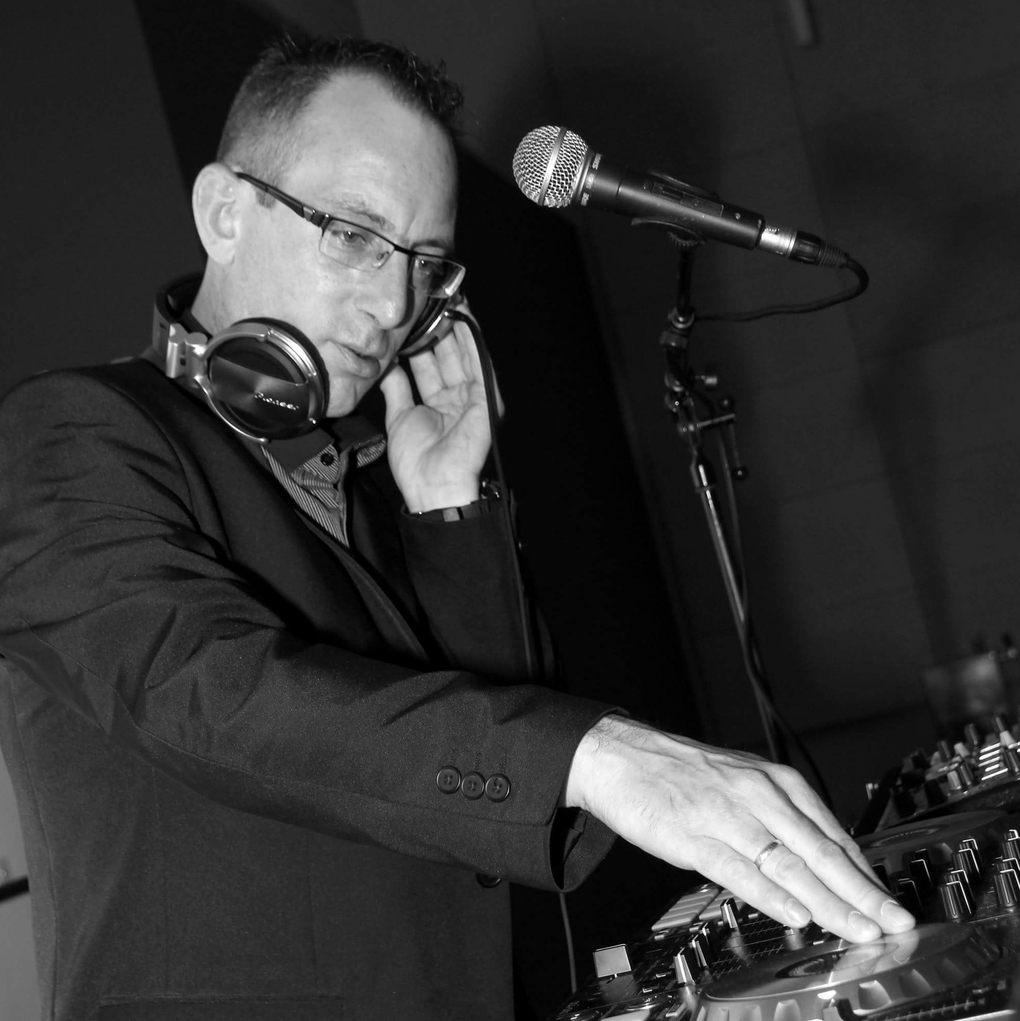 DJ professionnel, animateur de soirée